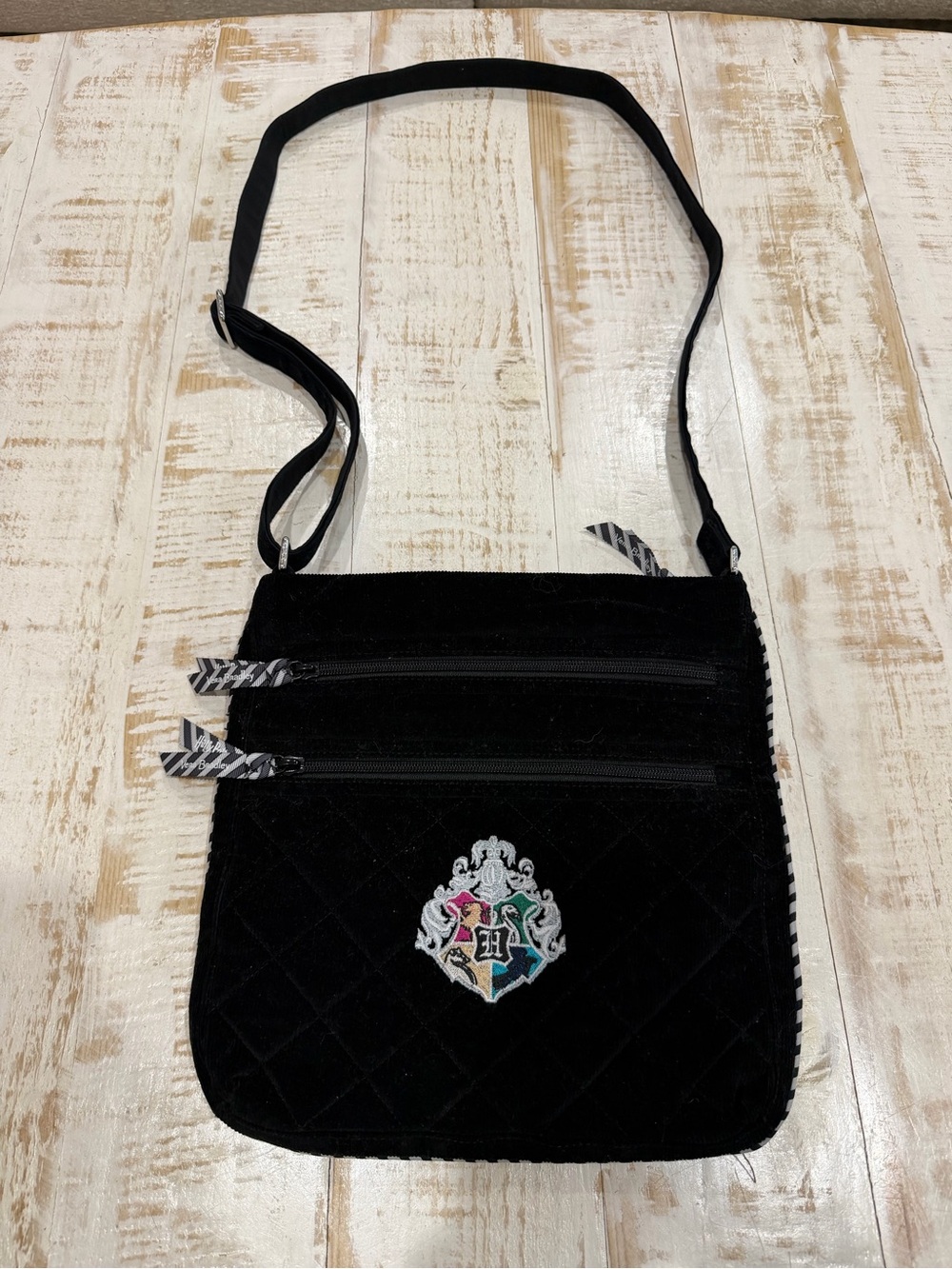 Vera Bradley x Harry Potter Triple Zip Hipster Crossbody Bag Hogwarts Crest